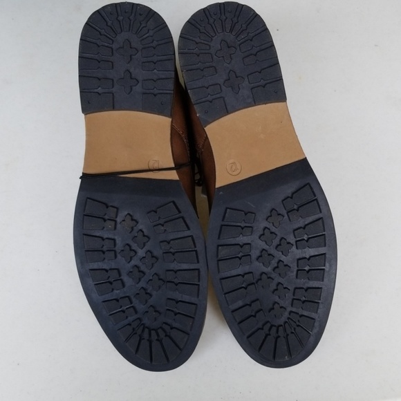 Boots - Picture 3 of 3